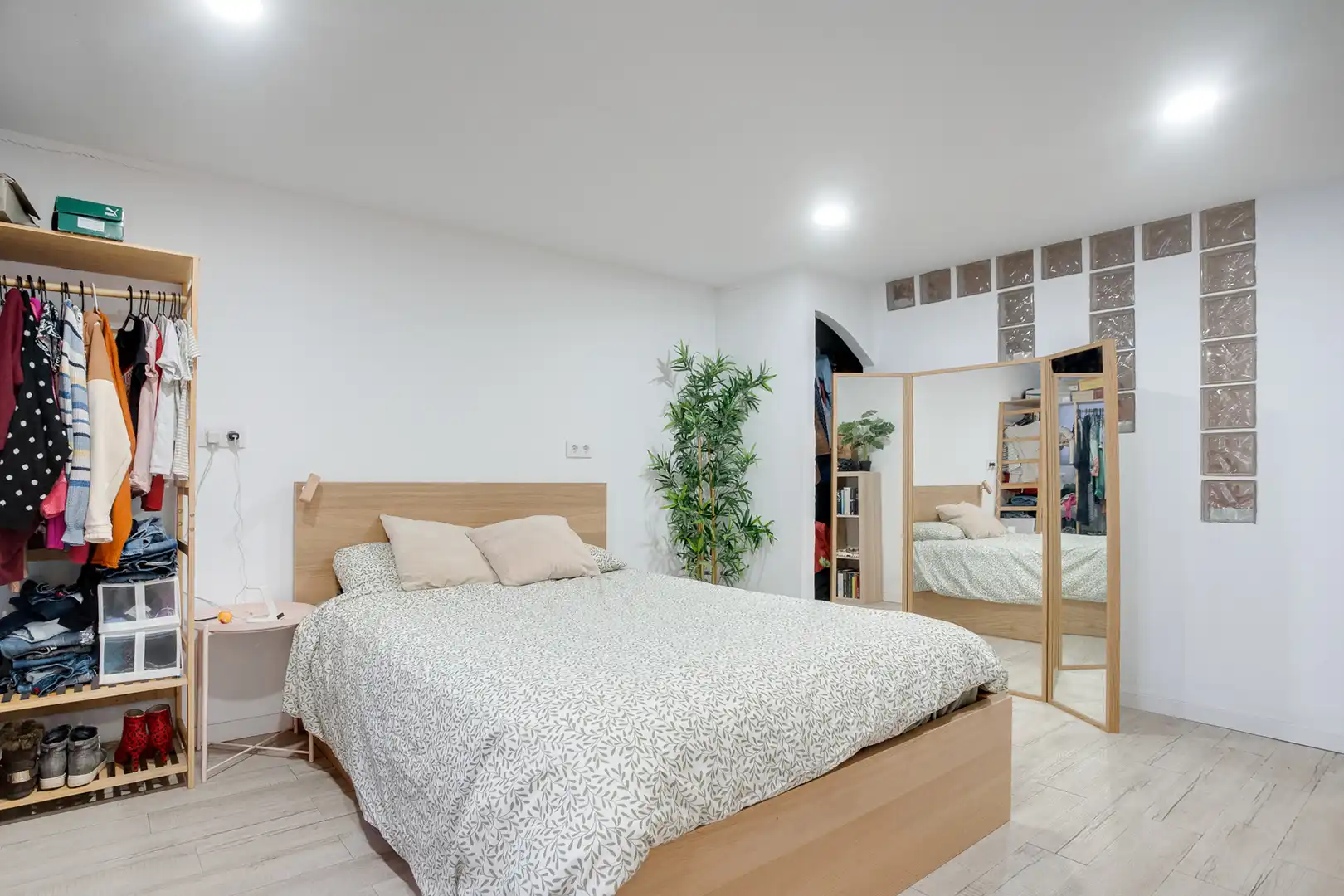 Bedroom of Flat for sale in Terrassa  with Terrace and Balcony