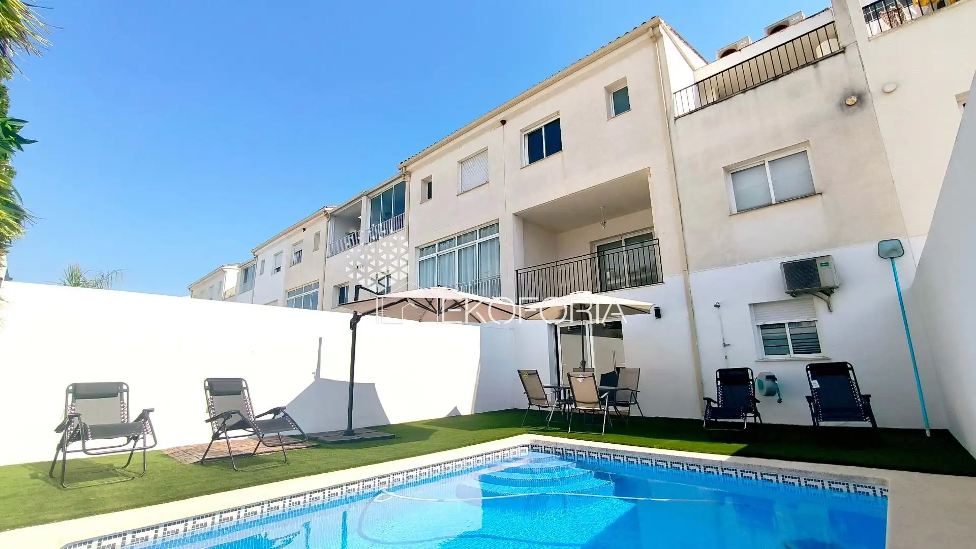 Vista exterior de Casa adosada en venta en Beneixida con Aire acondicionado, Calefacción y Jardín privado