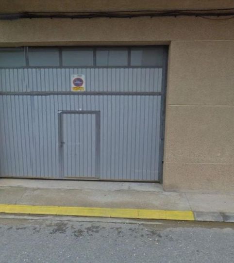 Foto 2 de Garaje en venta en Dr Farre, Alguaire, Lleida