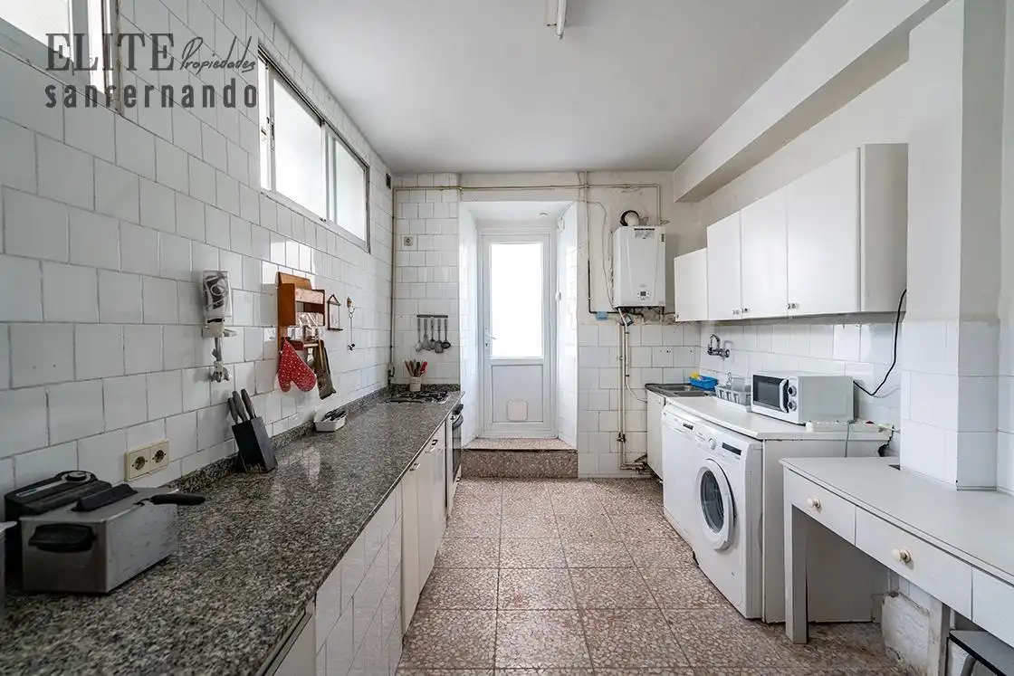 Cocina de Casa o chalet en venta en Santander con Calefacción, Jardín privado y Parquet