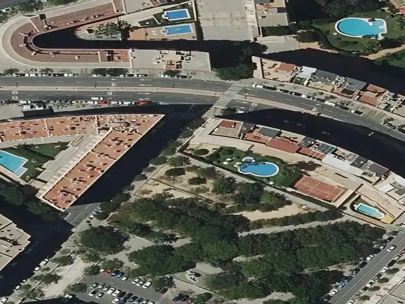 Piso en venta en Avenida Cardenal Francisco Alvare