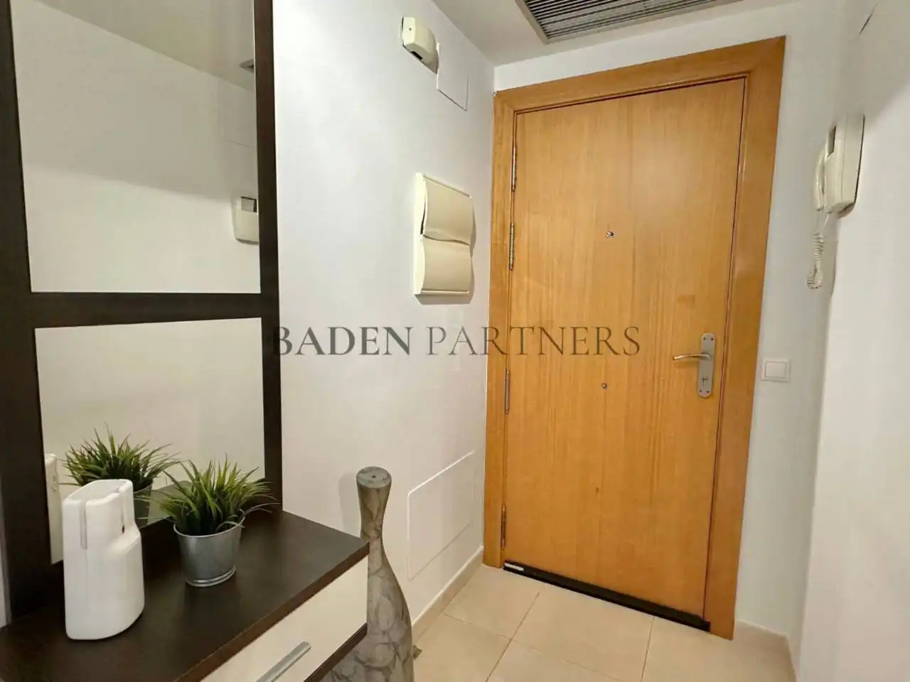 Flat for rent in Calle Alcañiz, Casco Urbano