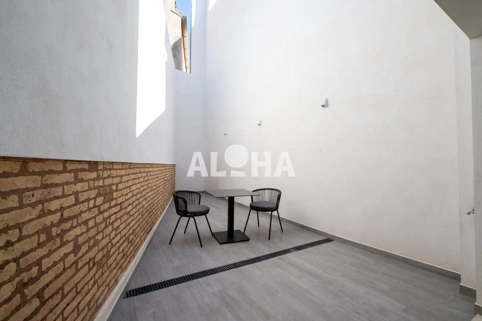 Terrace of Apartments for rent in Moncada  with Air Conditioner, Terrace and Furnished