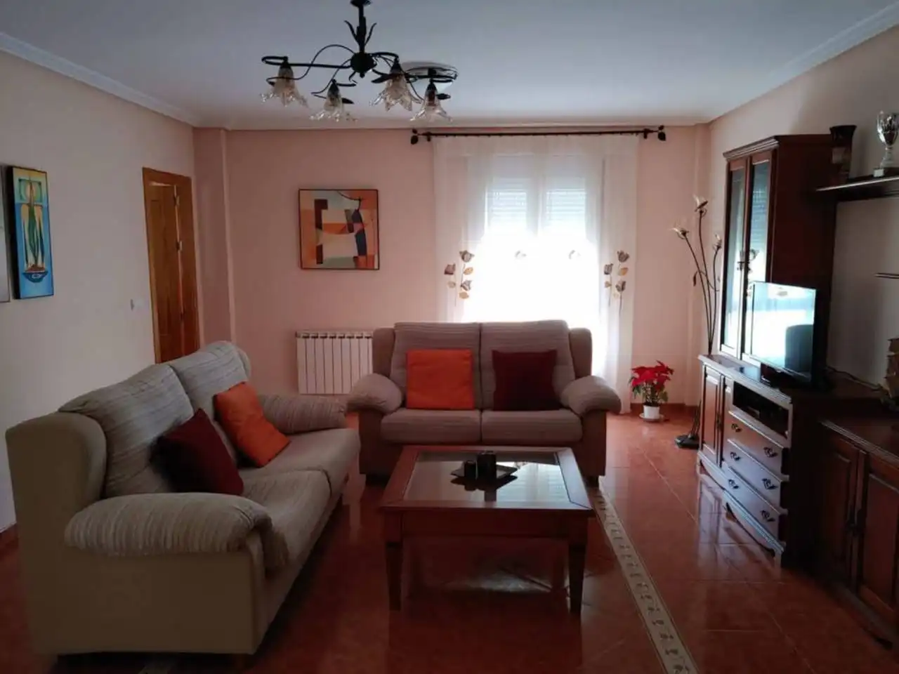 Flat with lift for sale in Baza