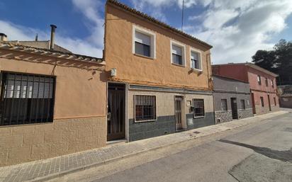 Vista exterior de Casa o xalet en venda en Villena amb Terrassa i Traster