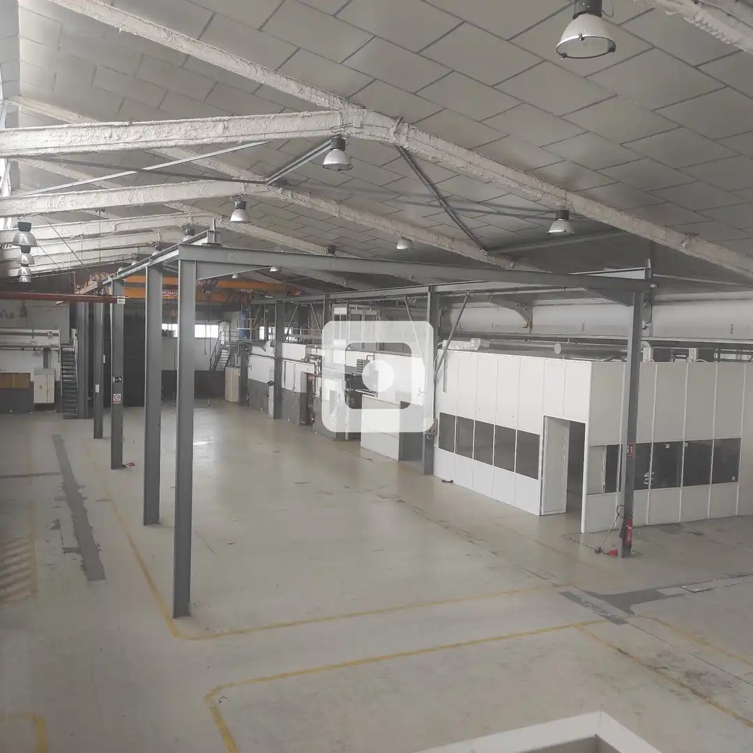 Industrial buildings for rent in de les Cosidores, Egara
