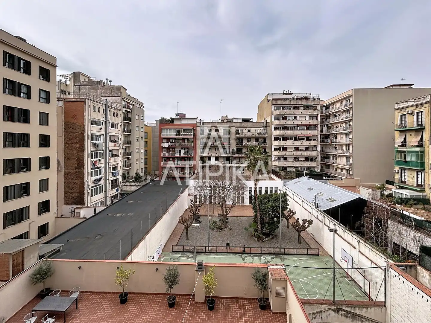 Vista exterior de Oficina de alquiler en Barcelona con Aire acondicionado