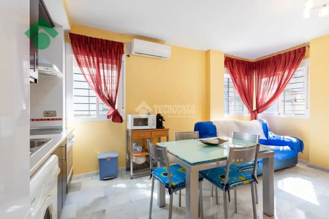 Comedor de Piso en venta en Vélez-Málaga con Aire acondicionado y Amueblado