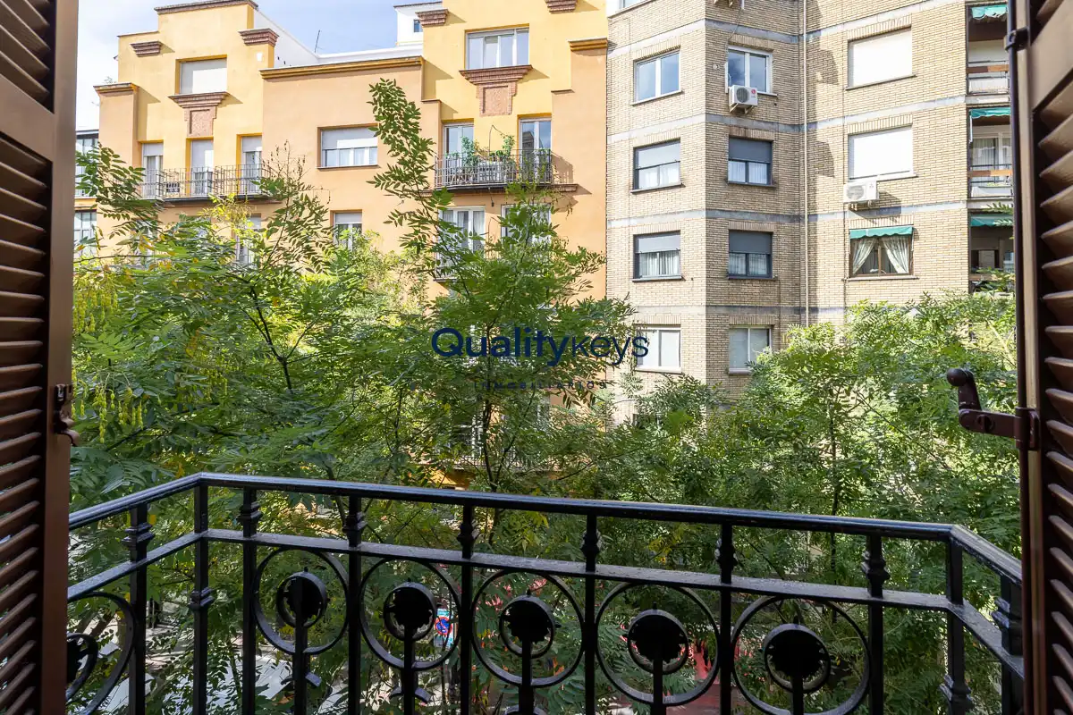Exterior view of Flat for sale in Madrid  with Air Conditioner, Heating and Storage room