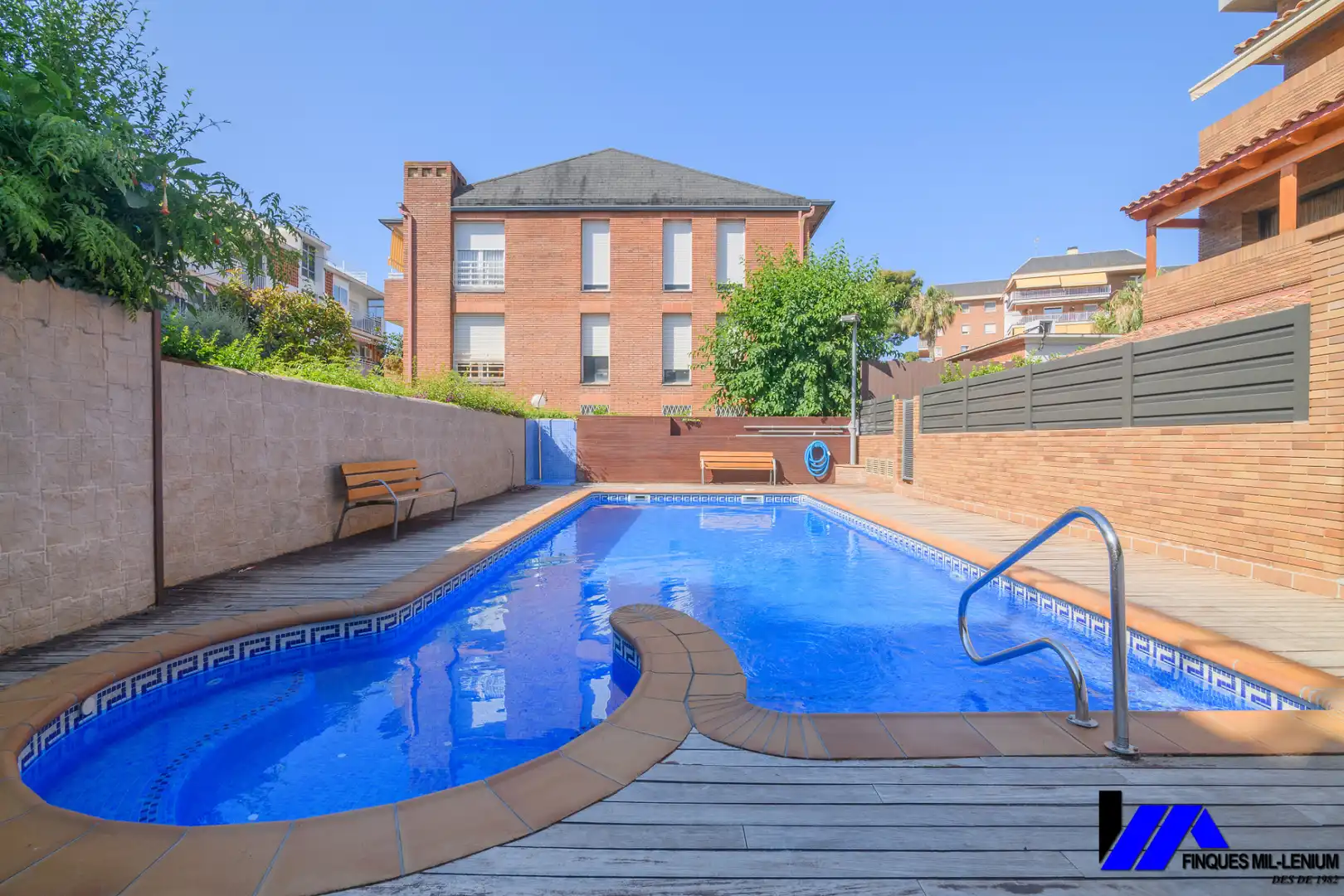 Flat for sale in Montmar