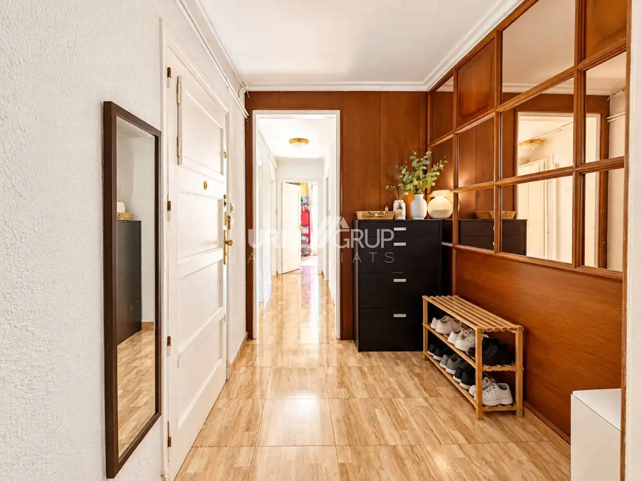 Wohnung zum Verkauf in Terrassa mit Terrasse und Balkon