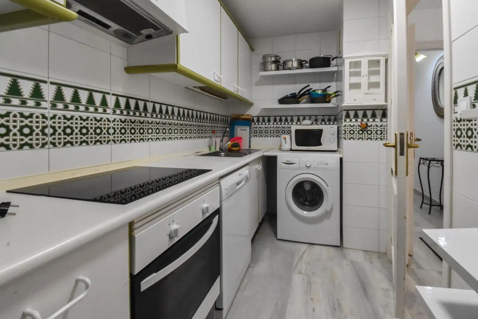 Kitchen of Apartments for rent in Fuengirola  with Air Conditioner, Heating and Private garden