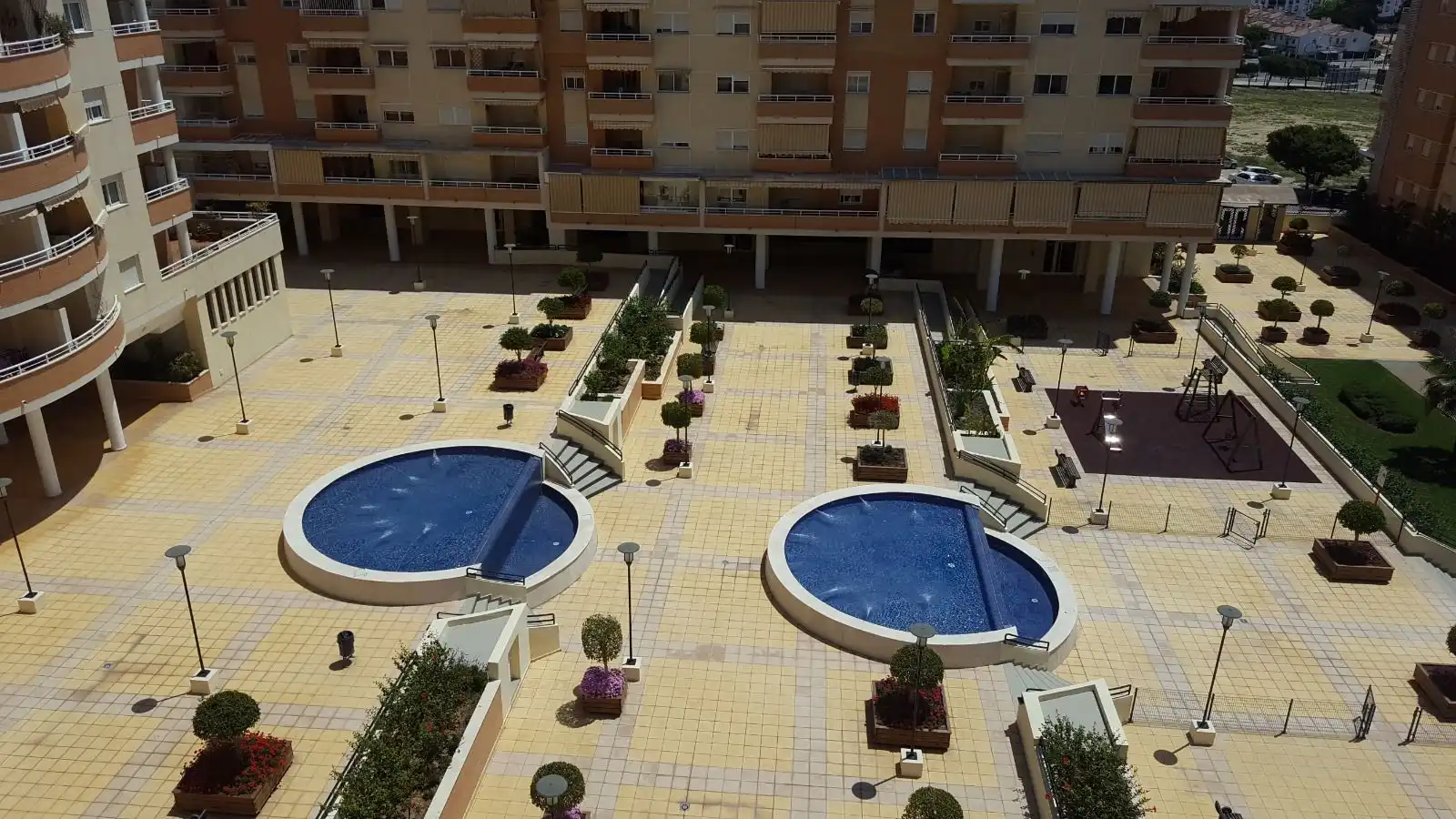 Piso de alquiler en Calle Escritora Josefina Aldecoa, El Cónsul - Ciudad Universitaria - El Romeral