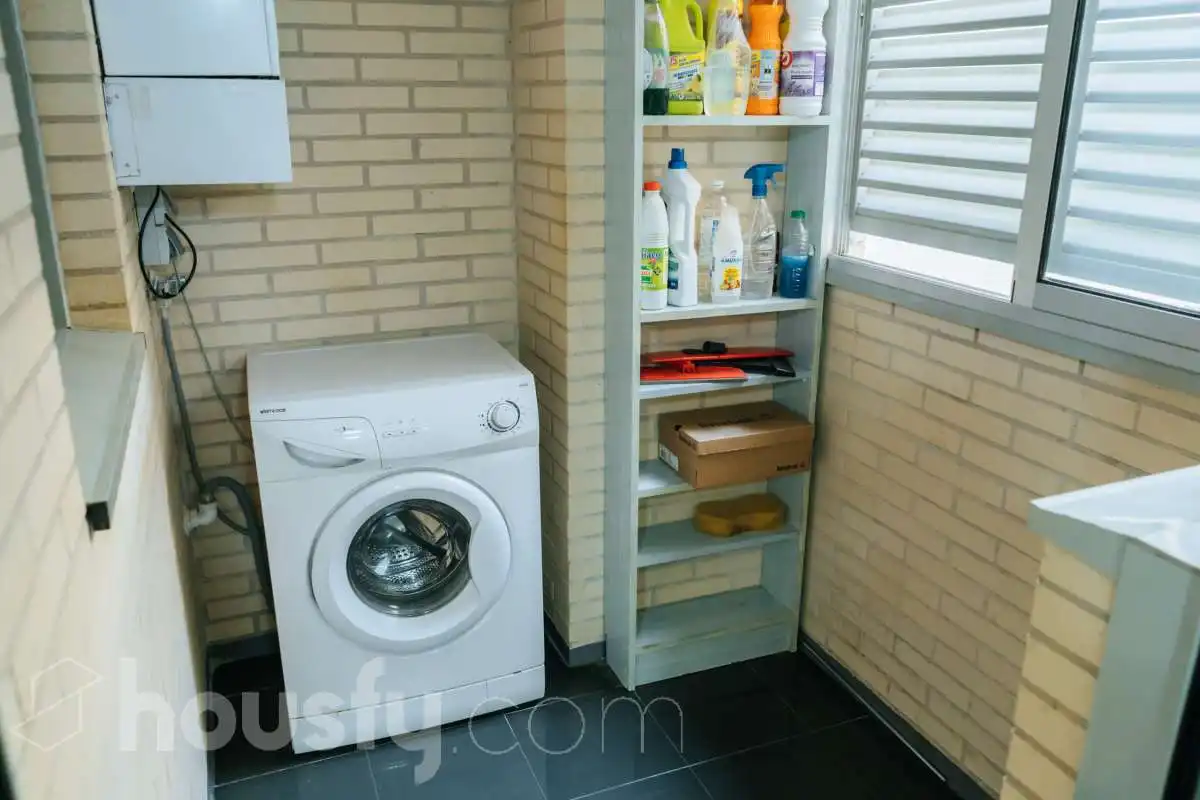 Habitación de Piso de alquiler en Valdemoro con Parquet y Amueblado