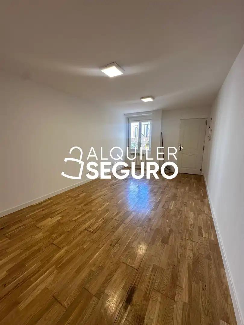 Piso de alquiler en Navalcarnero con Calefacción, Trastero y Piscina