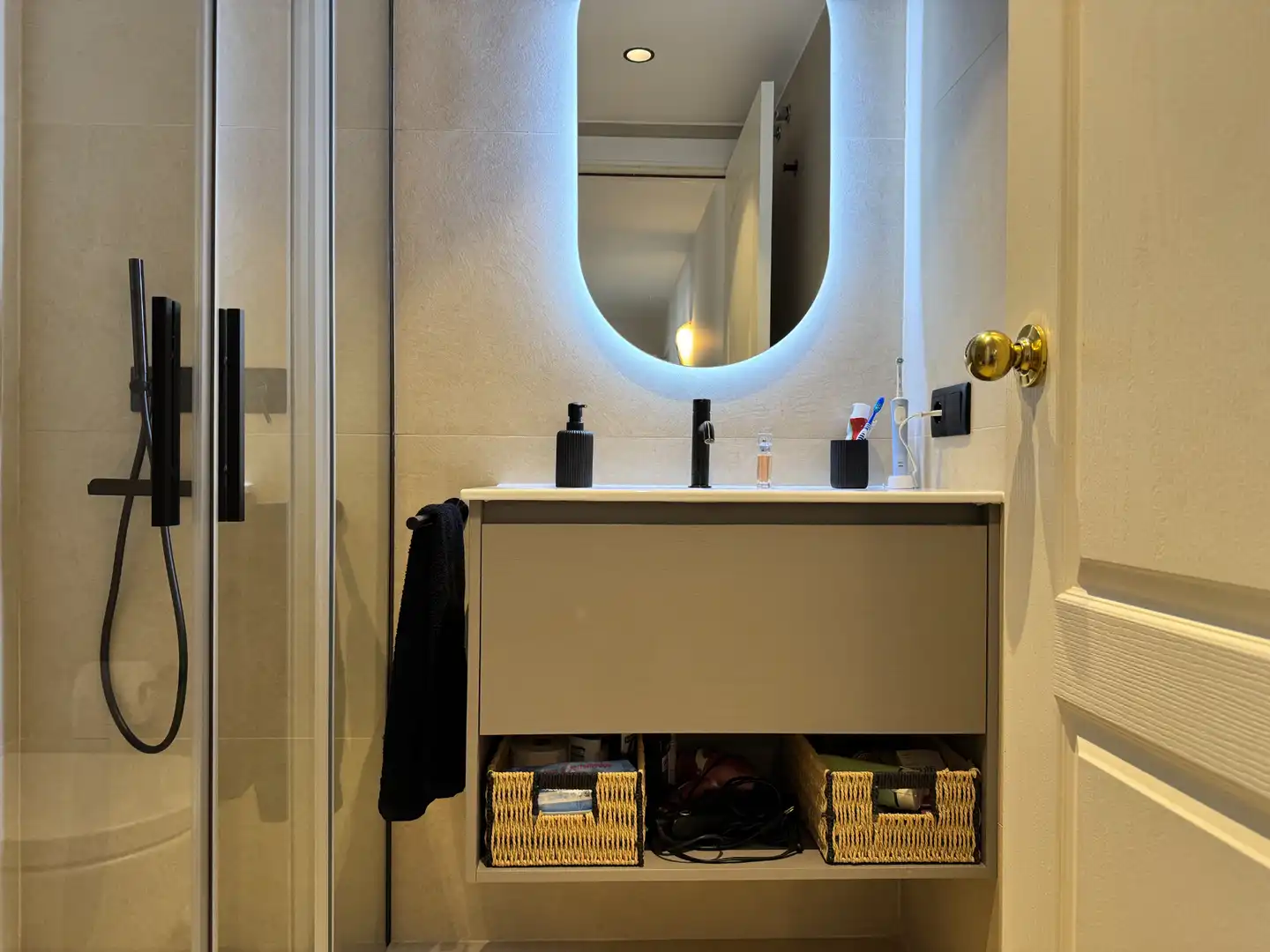 Baño de Piso en venta en Girona con Aire acondicionado, Calefacción y Trastero