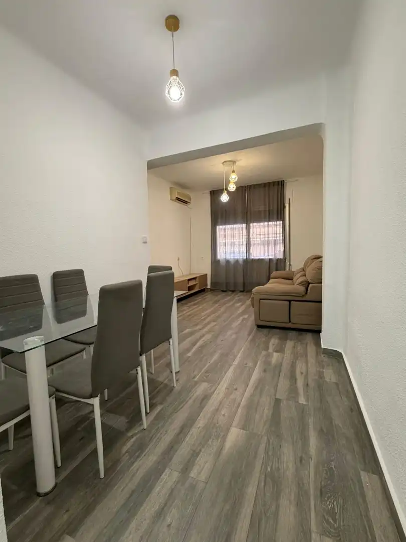 Sala d'estar de Pis de lloguer en Murcia amb Aire condicionat, Calefacció i Moblat