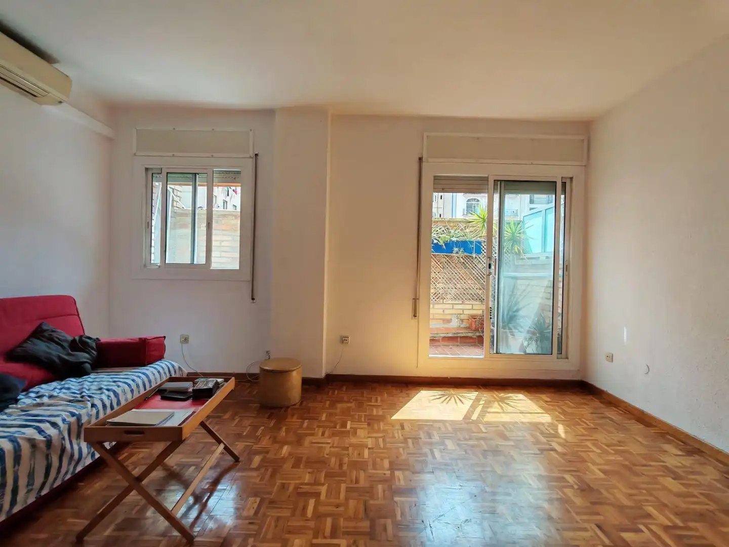 Sala de estar de Apartamento en venta en Barcelona con Aire acondicionado, Calefacción y Parquet