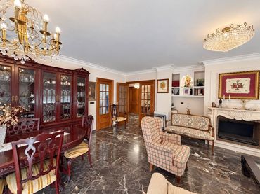 Piso con balcón en venta en Avenida Pius XII