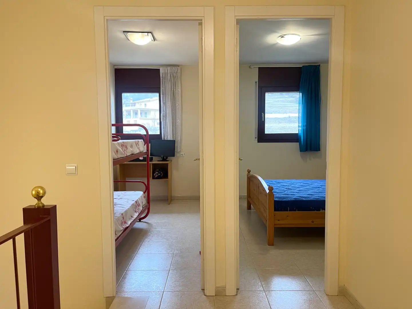 Habitación de Casa adosada en venta en Sant Joan de les Abadesses con Calefacción, Jardín privado y Trastero