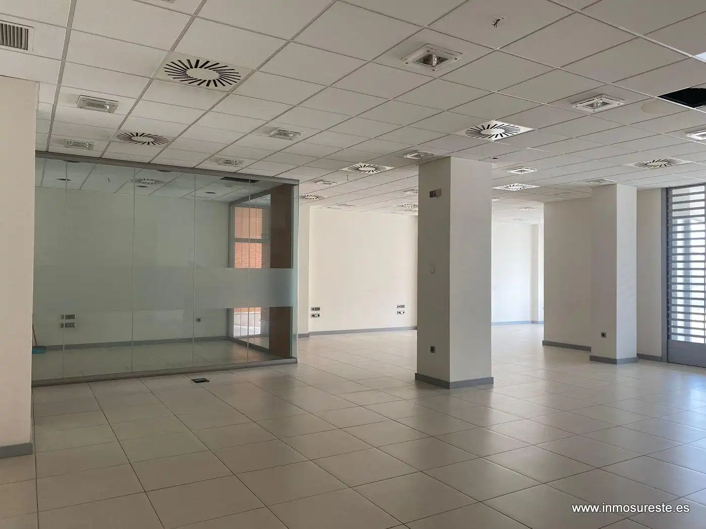 Gewerbefläche zur Miete in Orihuela ciudad