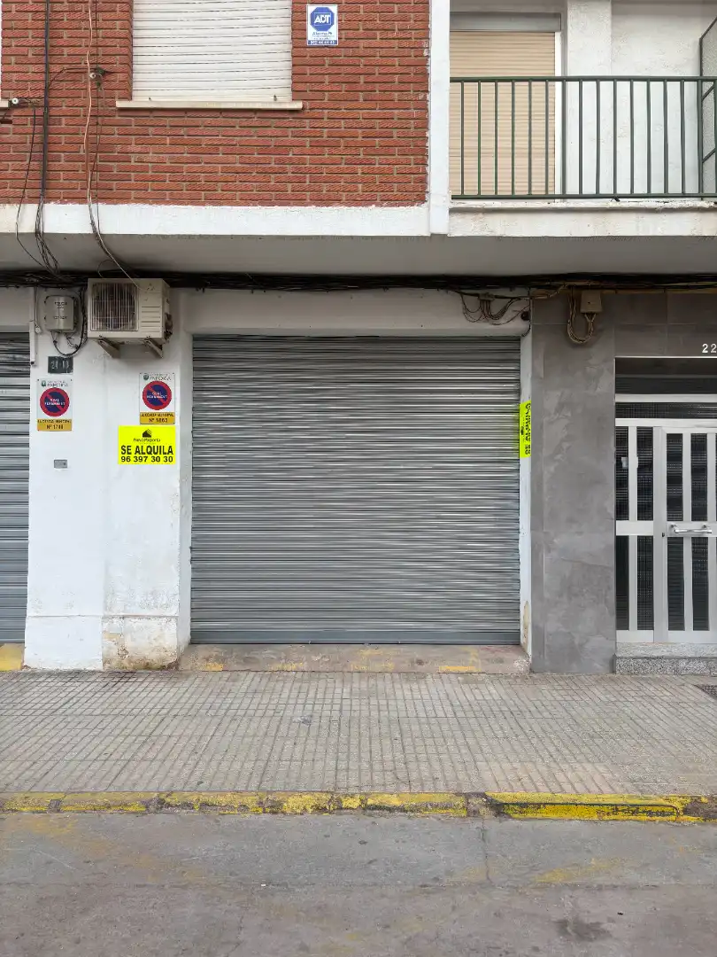 Local commercial à louer à Carrer Sant Antoni, imagen 12