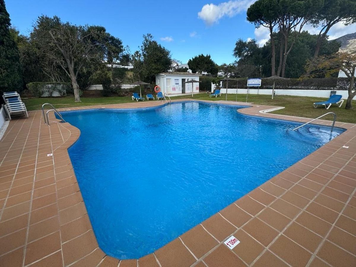 Piscina de Casa adosada de lloguer en Marbella amb Aire condicionat, Calefacció i Terrassa