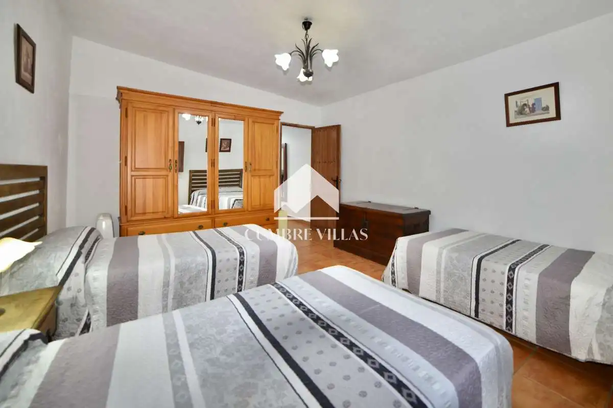 Schlafzimmer von Country house zum Verkauf in Torrenueva Costa mit Privatgarten, Terrasse und Abstellraum