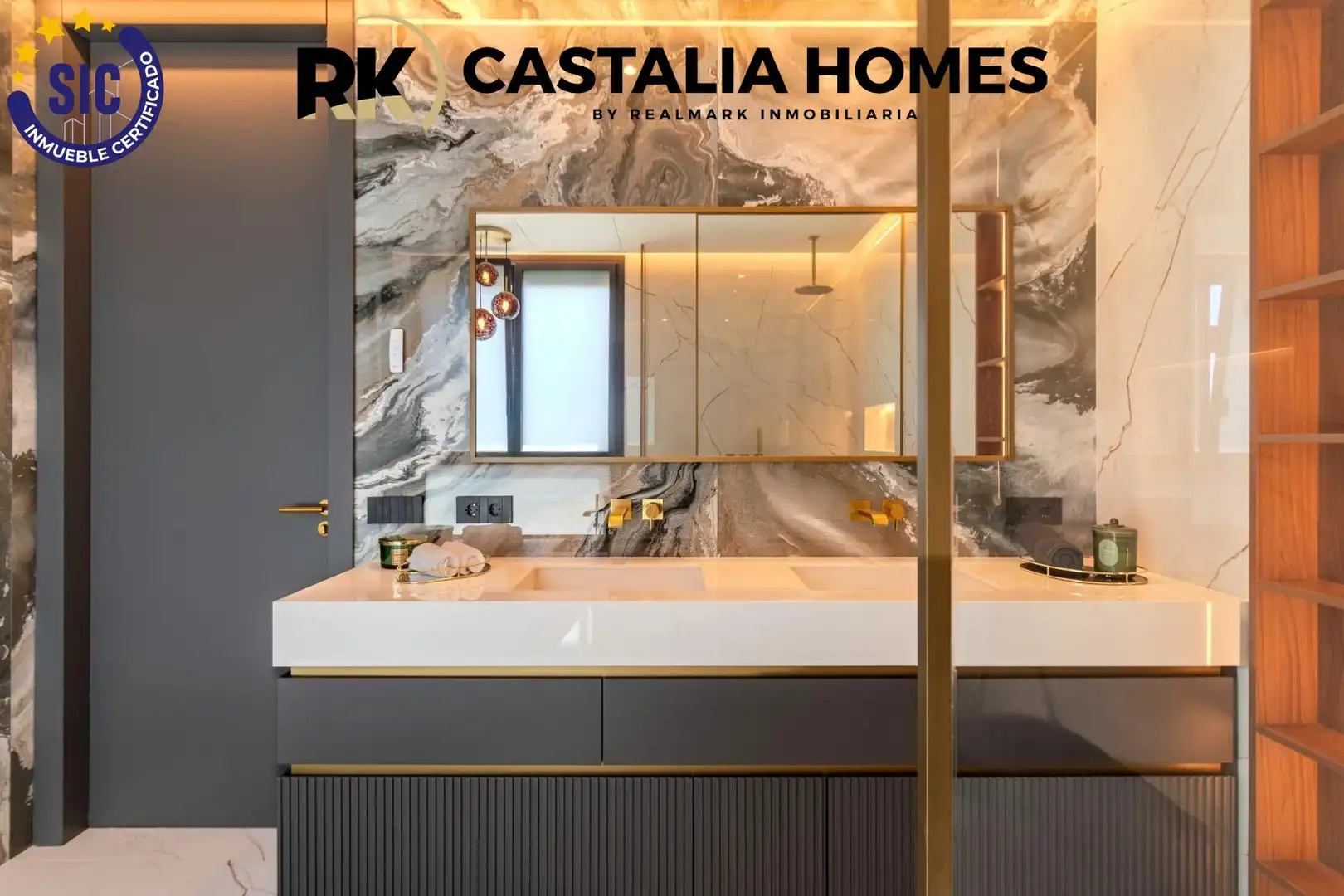 Dormitori de Casa o xalet en venda en Castellón de la Plana / Castelló de la Plana amb Aire condicionat, Calefacció i Jardí privat