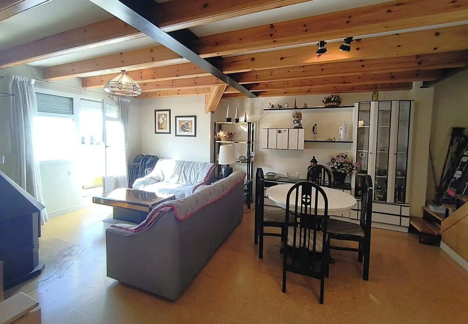 Sala de estar de Ático en venta en Aisa