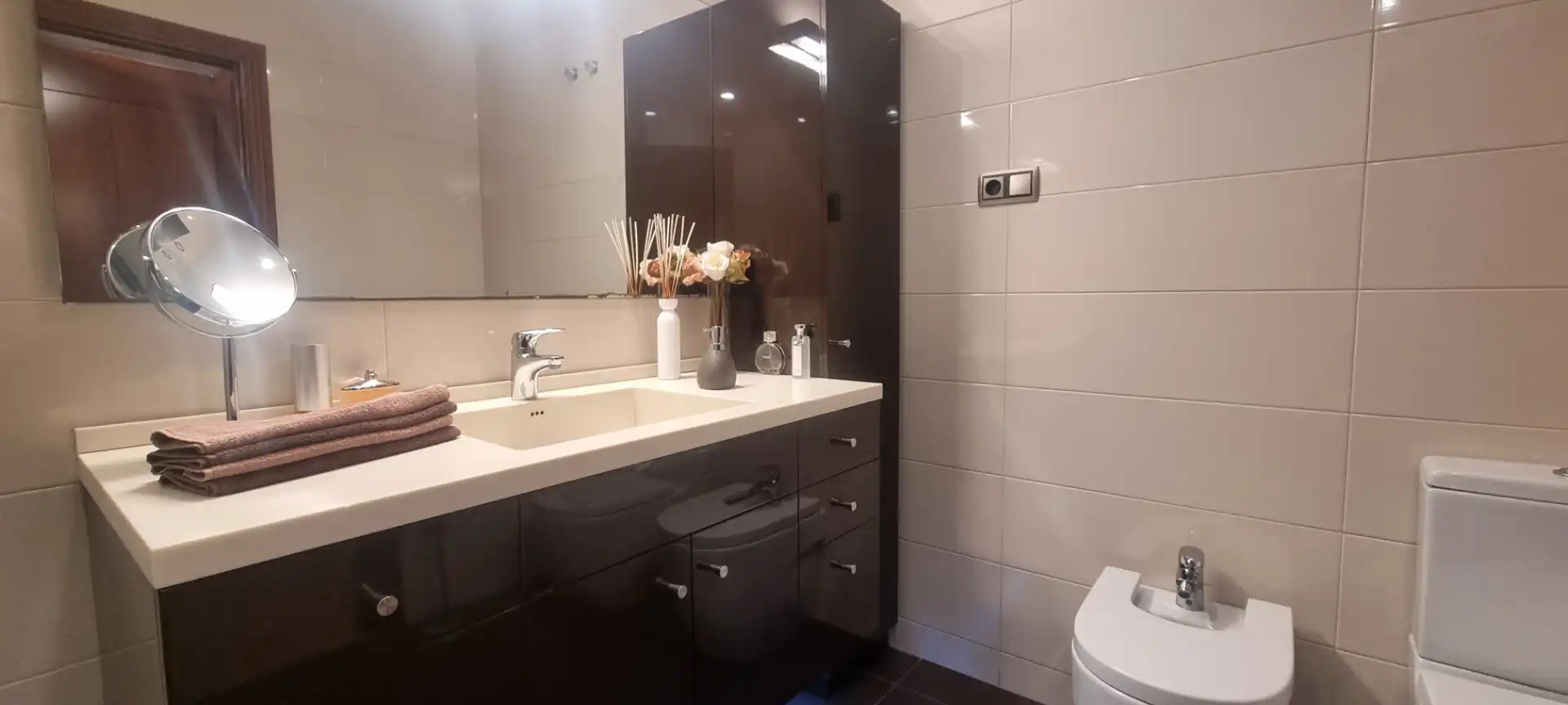 Bathroom of Houses for sale in Badalona  with Air Conditioner, Heating and Terrace