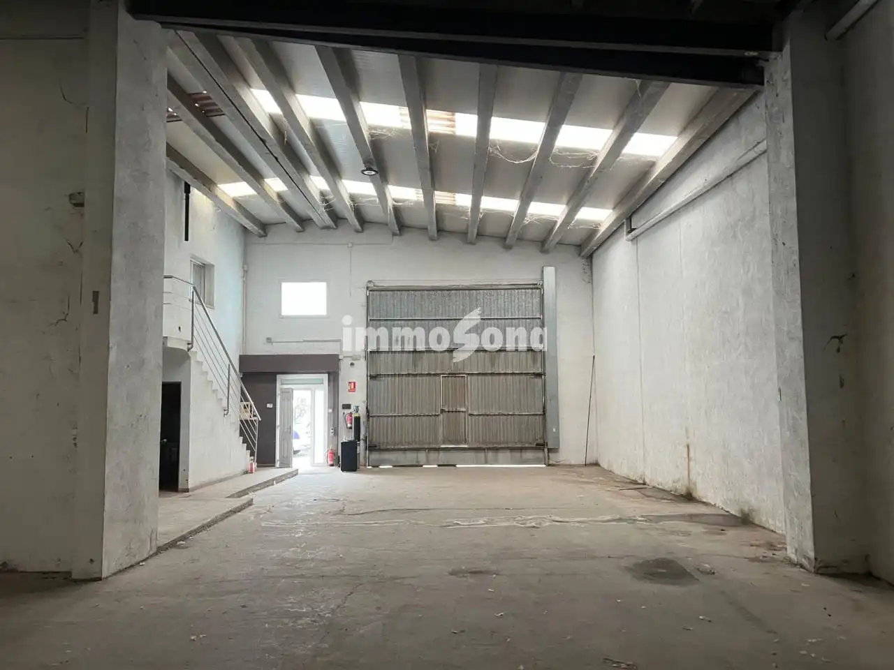 Nau industrial en venda a Manlleu, imagen 3
