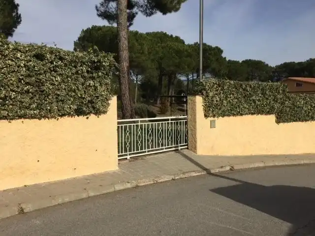 Außenansicht von Residential zum Verkauf in Sant Llorenç Savall