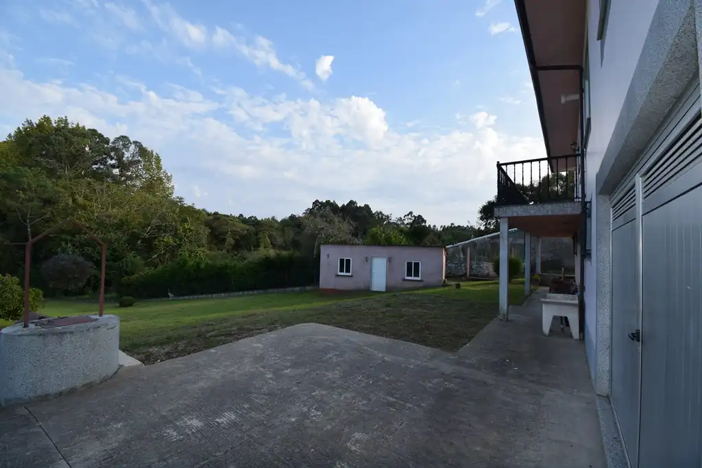 Terrassa de Casa o xalet en venda en Fene amb Jardí privat, Terrassa i Moblat