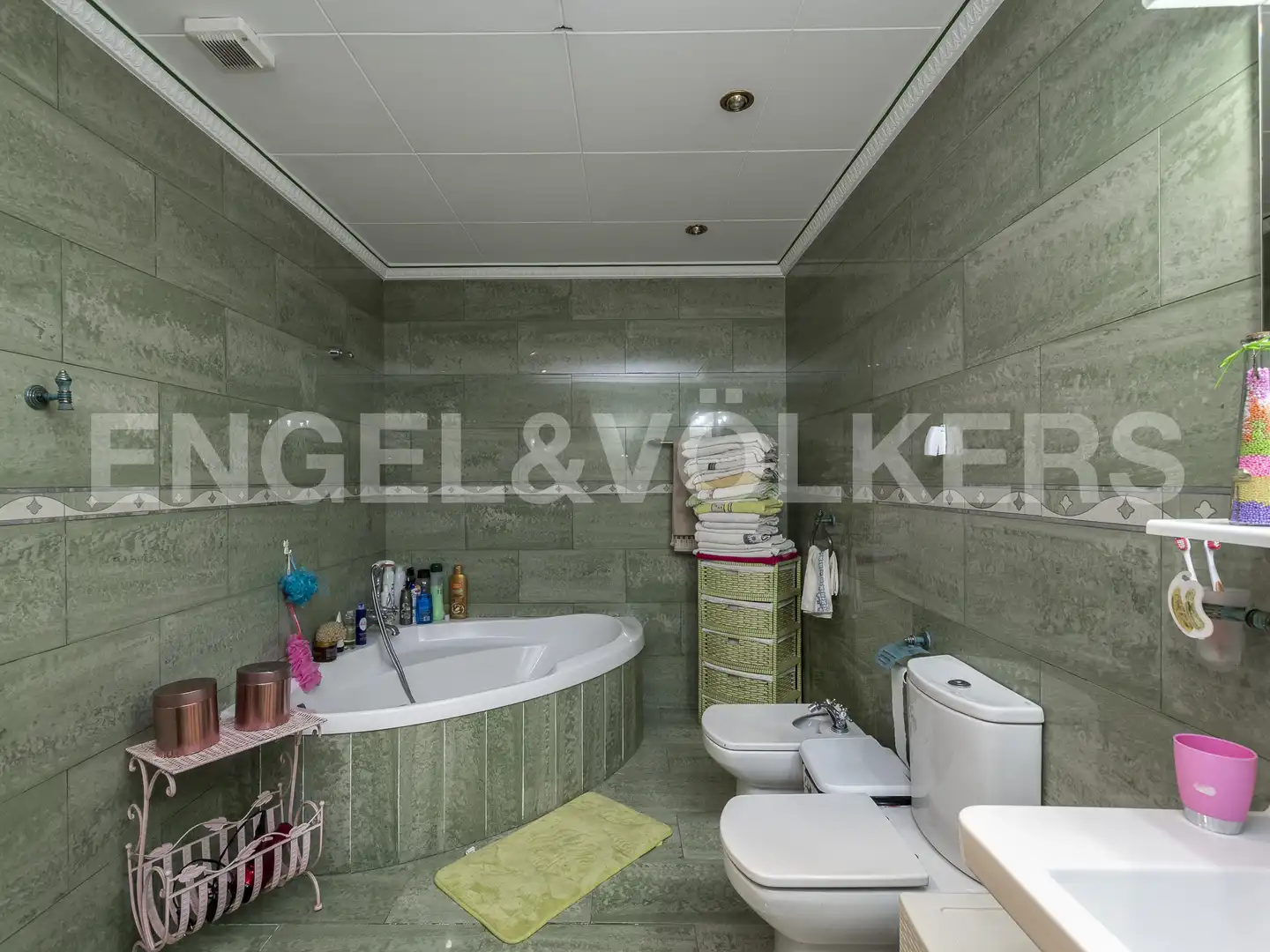 Bathroom of Houses for sale in Tordera  with Air Conditioner, Heating and Terrace