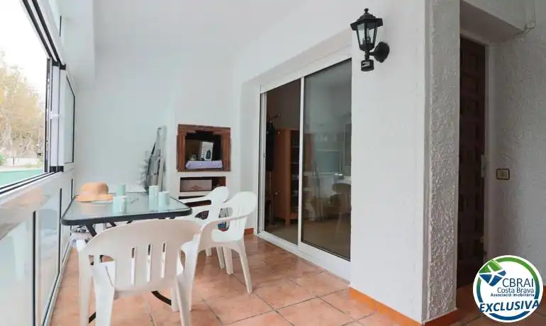 Jardín de Casa adosada en venta en Empuriabrava con Jardín privado, Amueblado y Piscina comunitaria