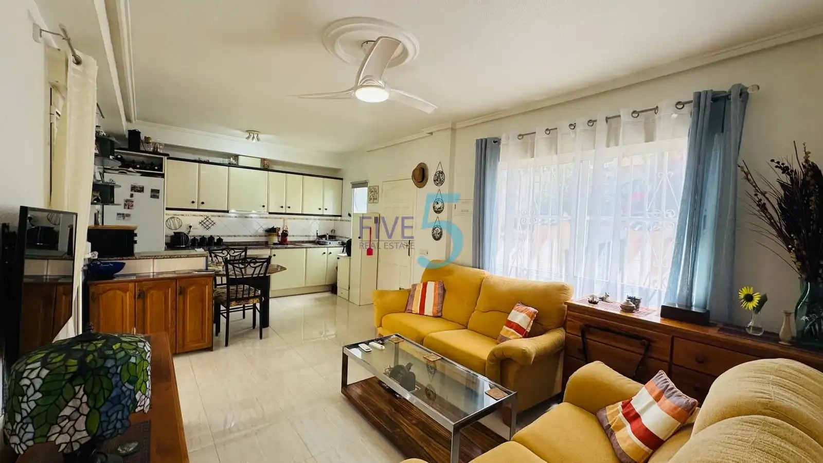 Casa adosada en venta en Rojales Hills - Rosa Bugalows