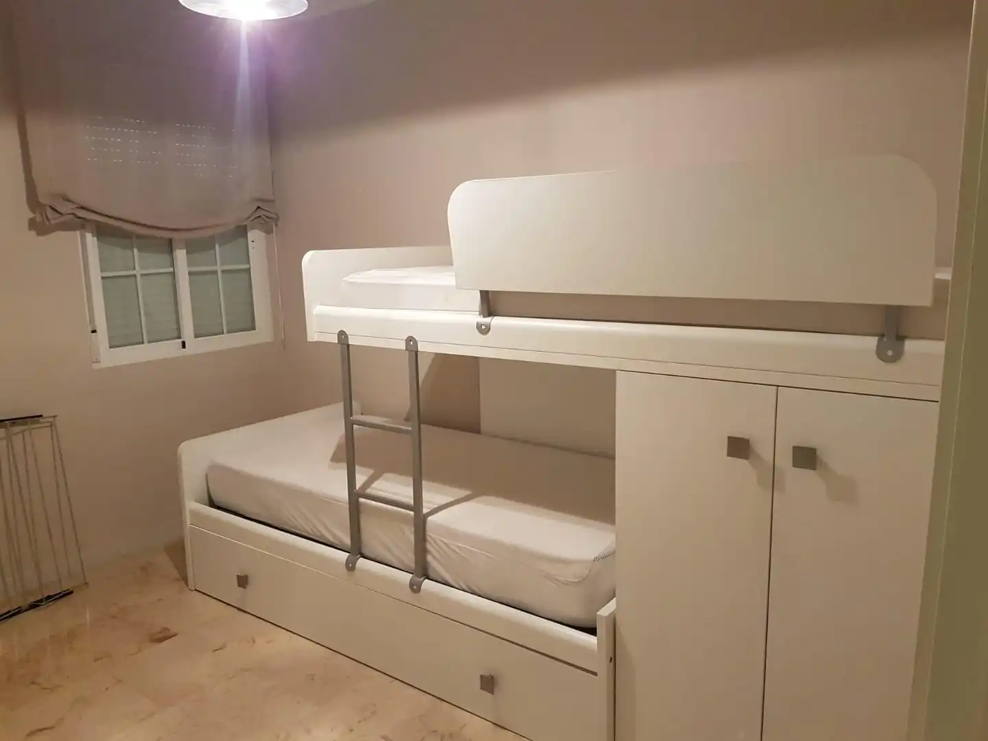 Bedroom of Flat for rent in Córdoba  with Air Conditioner, Heating and Terrace