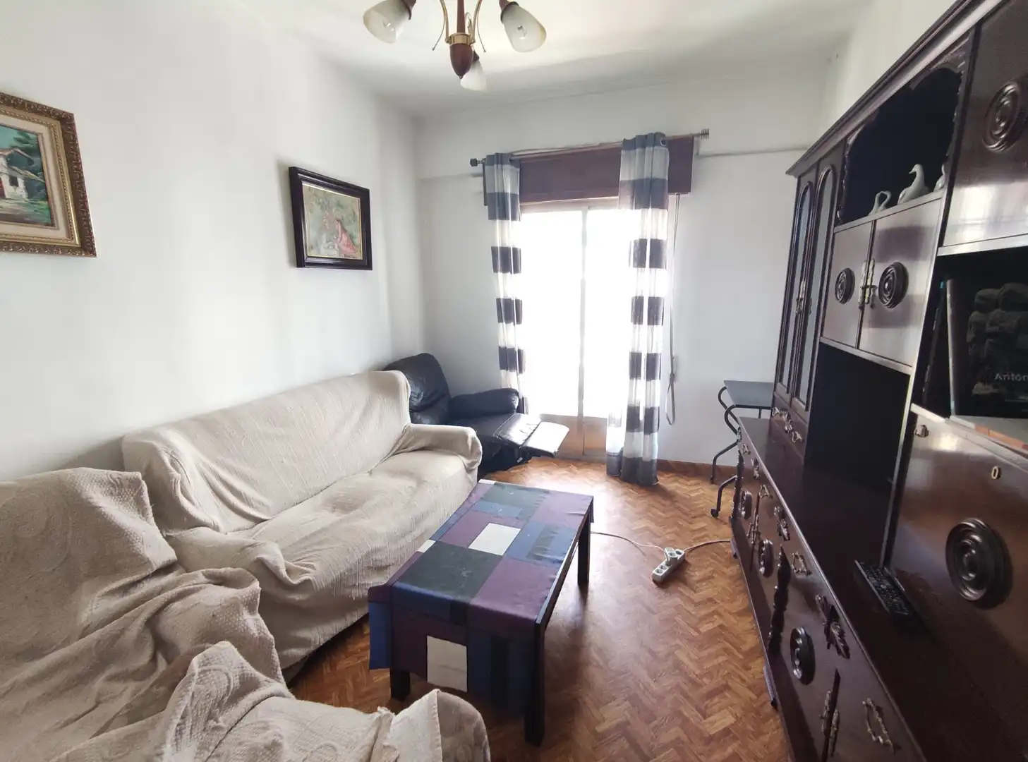 Sala d'estar de Pis de lloguer en Ourense Capital  amb Calefacció, Moblat i Forn