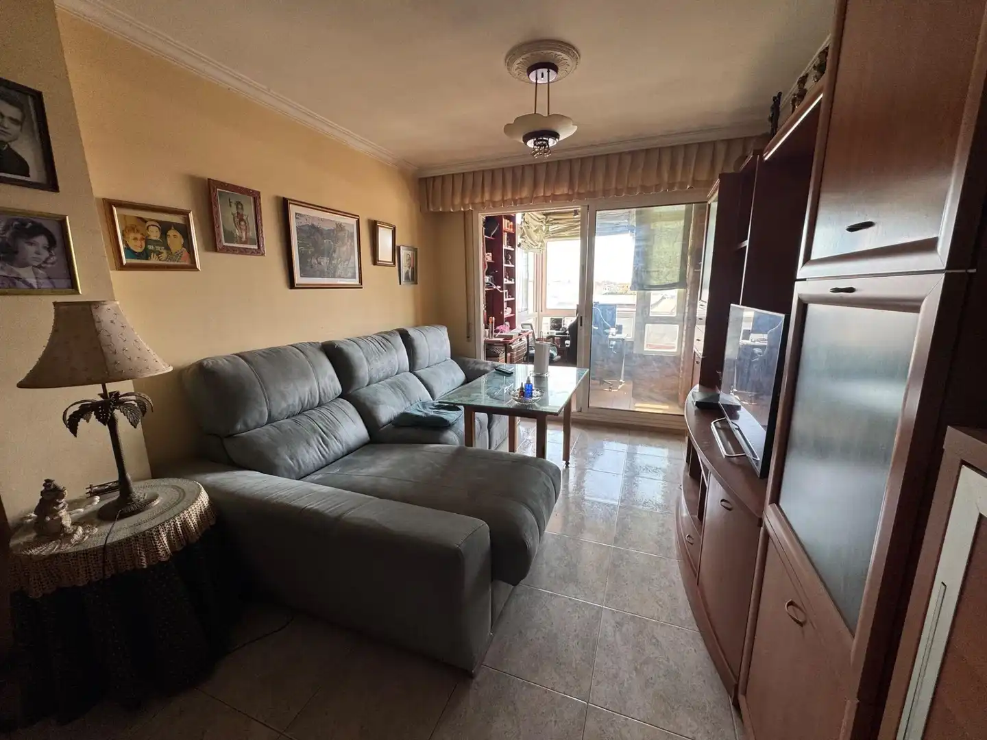Living room of Flat for sale in Almería  with Heating, Furnished and Balcony