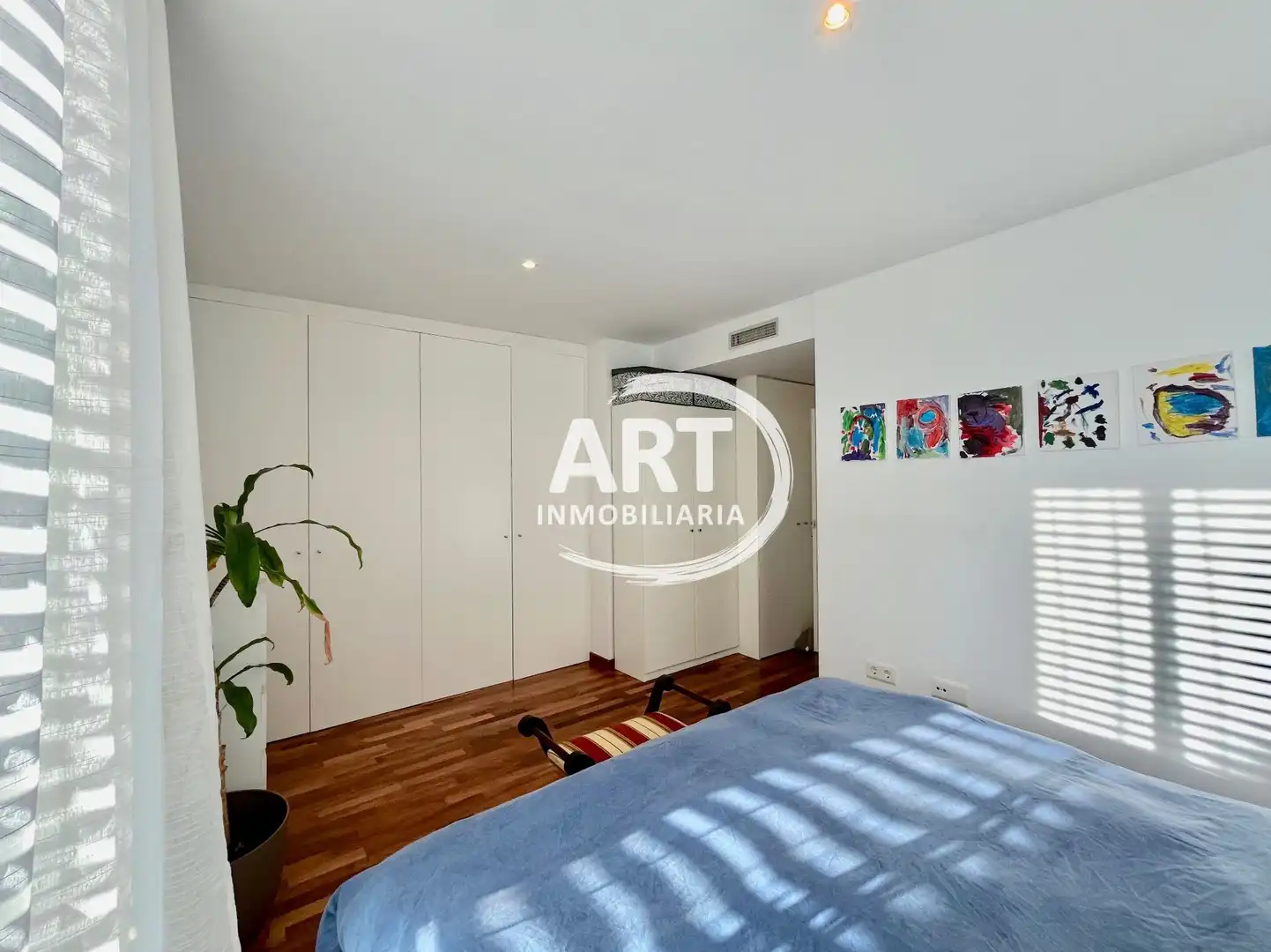 Habitación de Dúplex en venta en Rocafort con Aire acondicionado