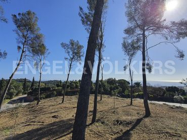 Terreny residencial en venda a Plaça del Turó