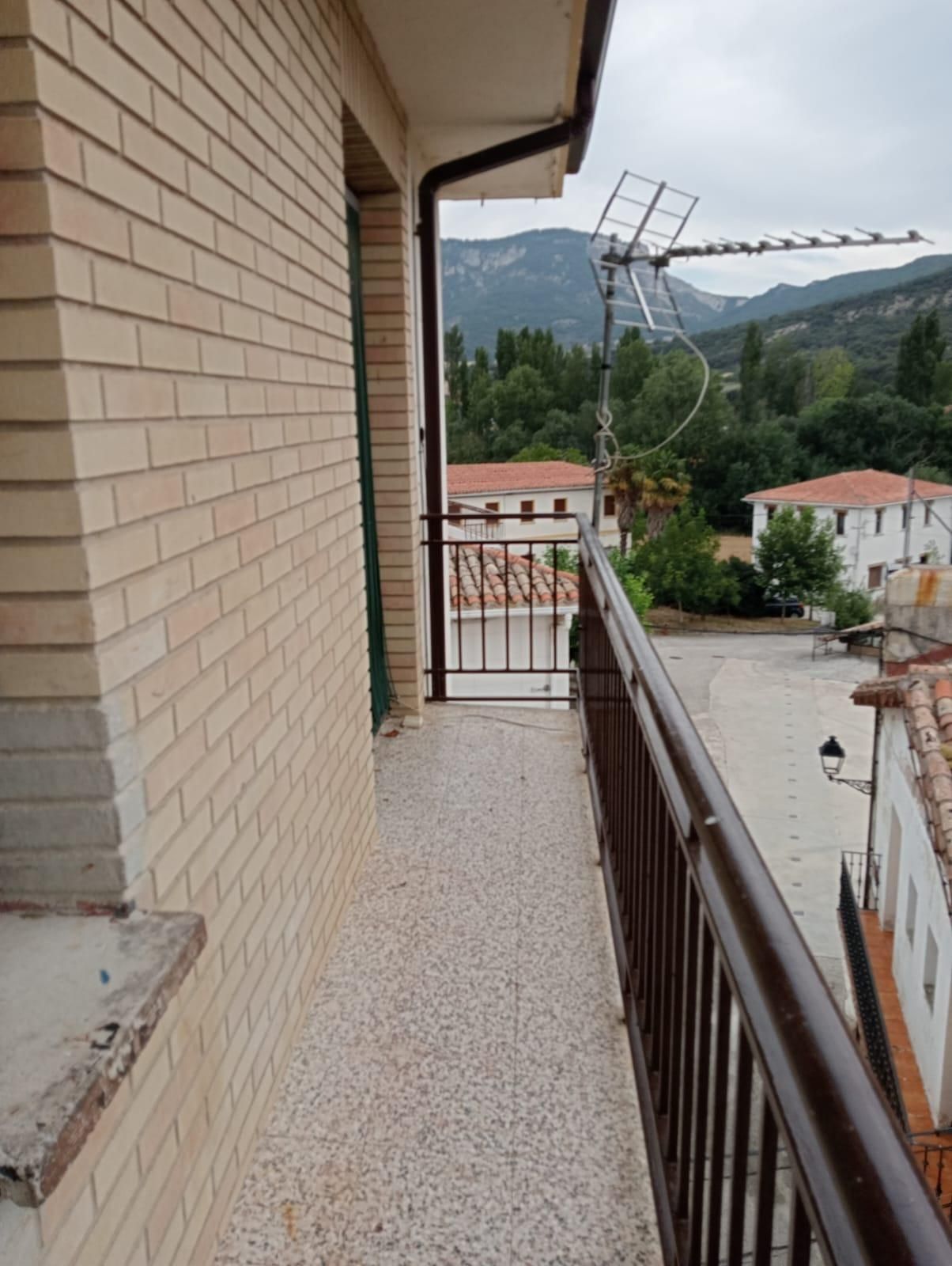 Terrassa de Pis en venda en Allín / Allin