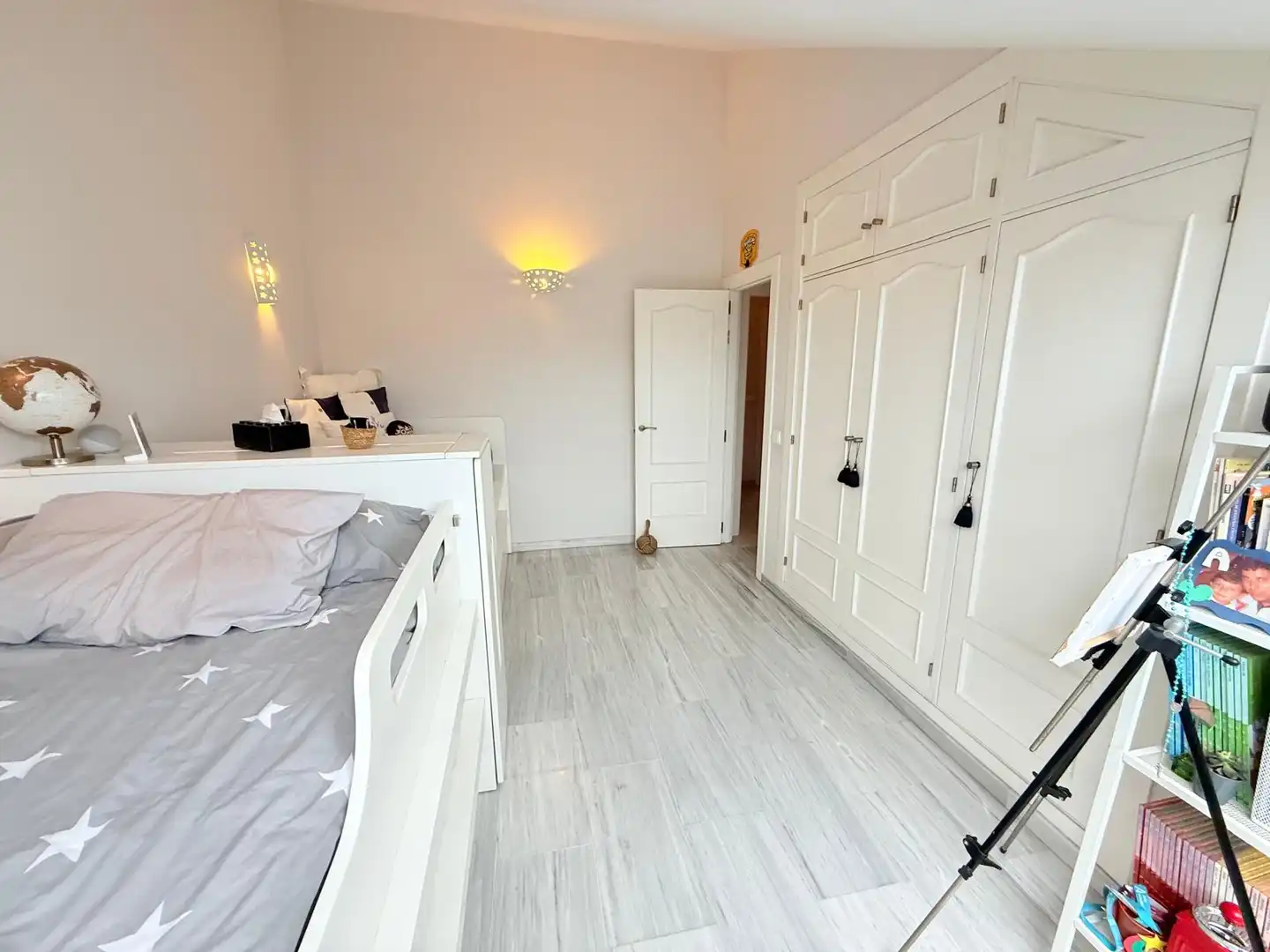 Habitación de Dúplex en venta en Fuengirola con Aire acondicionado, Calefacción y Terraza