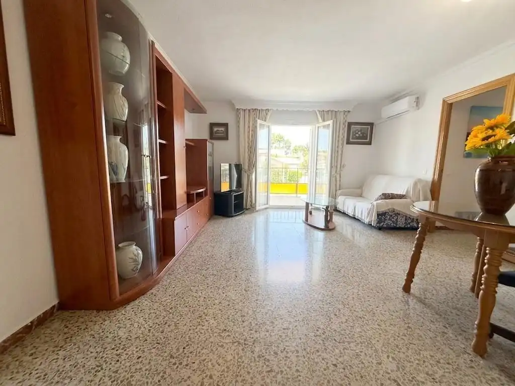 Living room of Flat for sale in Málaga  with Air Conditioner, Heating and Terrace