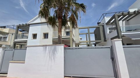 Foto 2 de Casa adosada en venda a Lomas de Cabo Roig - Los Dolses, Orihuela