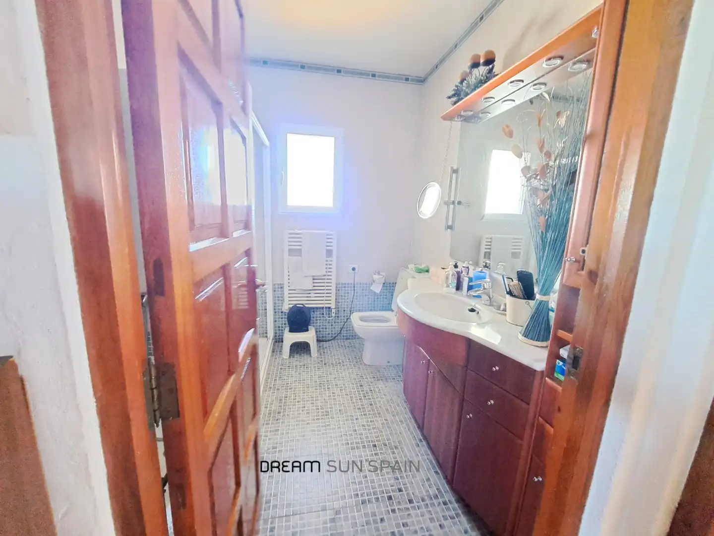 Bathroom of Houses for sale in Dénia  with Air Conditioner, Heating and Private garden