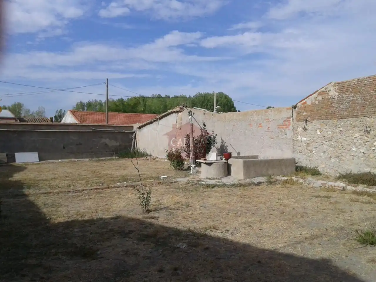 Residencial en venda en Salmoral