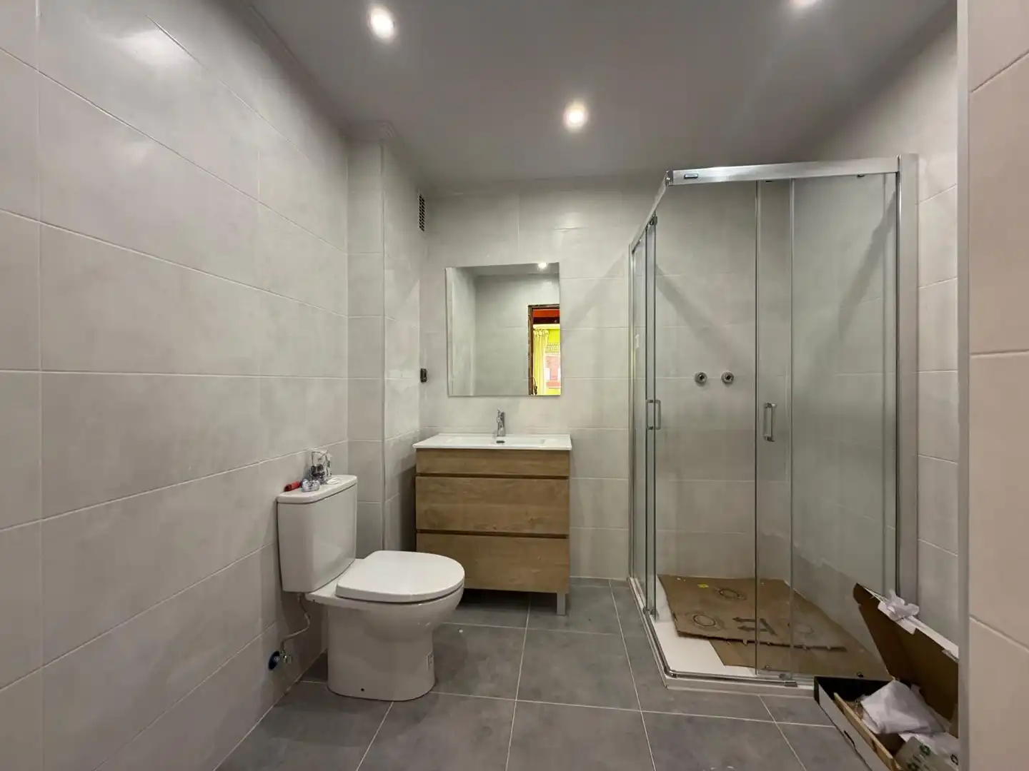 Baño de Piso en venta en Venta de Baños con Calefacción, Parquet y Terraza