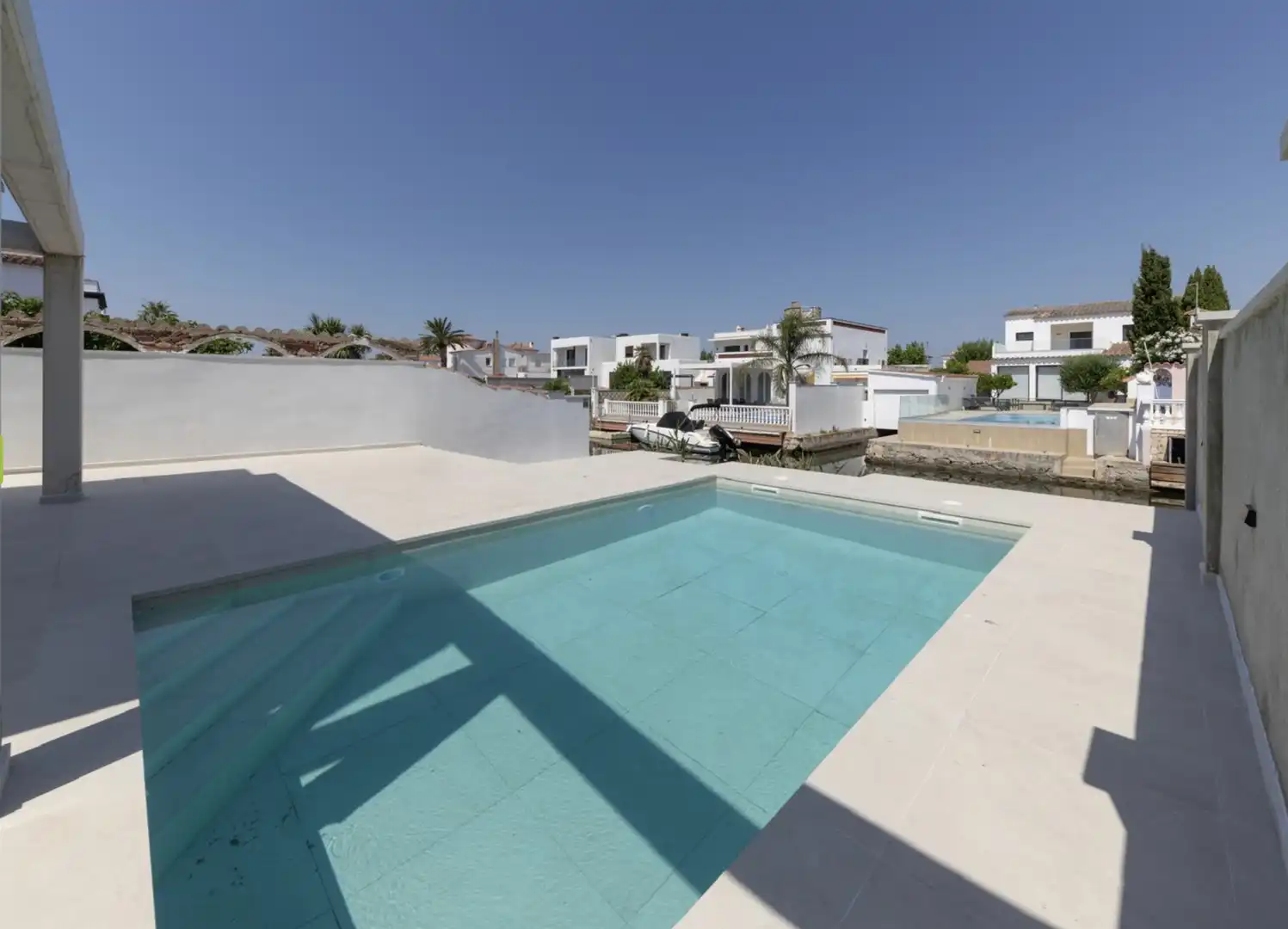 Casa amb piscina en venda a NORFEU, imagen 2